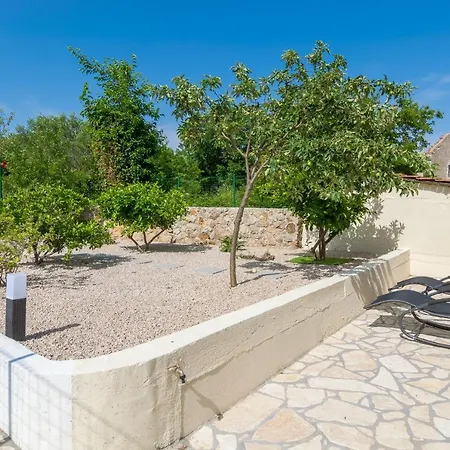 度假居 House With A Parking Space Zdrelac, Pasman - 15355 *