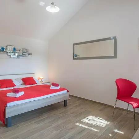 בית נופש House With A Parking Space Zdrelac, Pasman - 15355 *